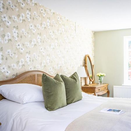 The White Horse Hotel Faversham Bagian luar foto