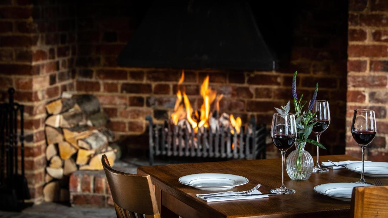 The White Horse Hotel Faversham Bagian luar foto