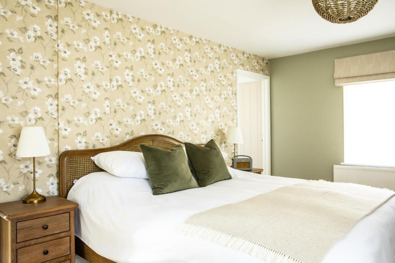 The White Horse Hotel Faversham Bagian luar foto